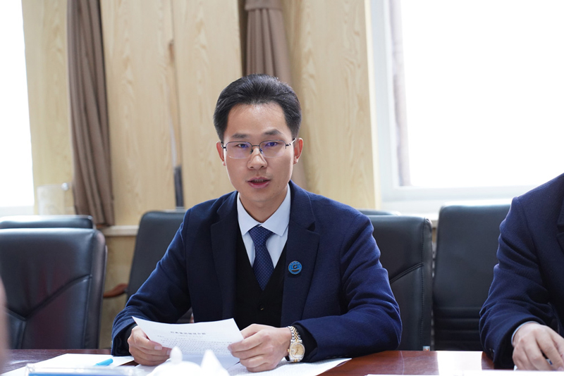 经典集团与哈尔滨理工大学荣成学院校企相助交流运动在荣成顺遂举行