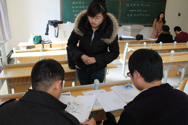 经典集团组织加入青岛理工大学2013年春季结业生双选会