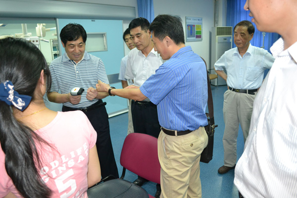 经典集团赴上海理工大学关于医疗器械工程项目洽谈深化相助
