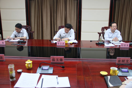 区政协召开高生长型中小企业生长情形